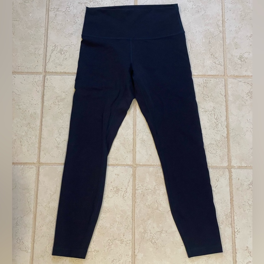 lululemon Wunder Train HR Tight 25” in True Navy, size 8
